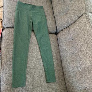 Outdoor Voices 7/8 Green Springs Leggings